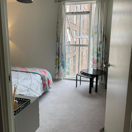 Echo Court Bed & Breakfast Лондон Екстериор снимка